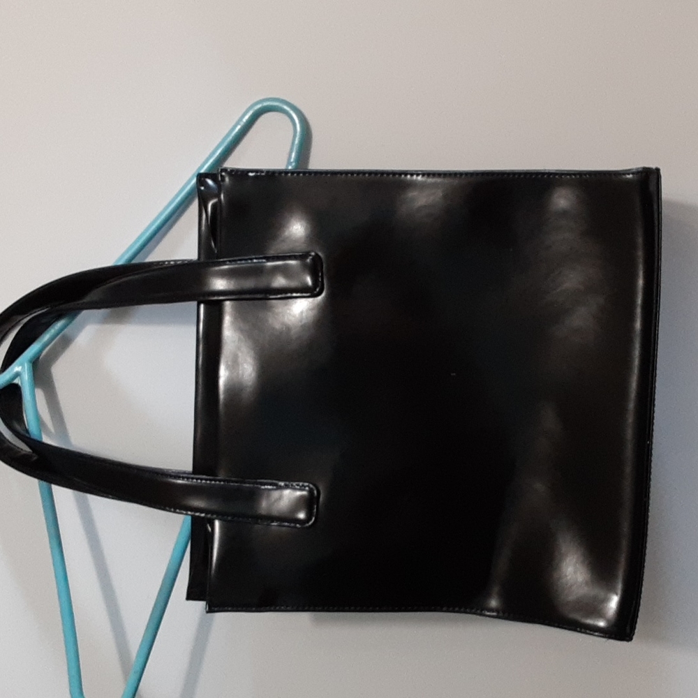 INC international concepts black handbag